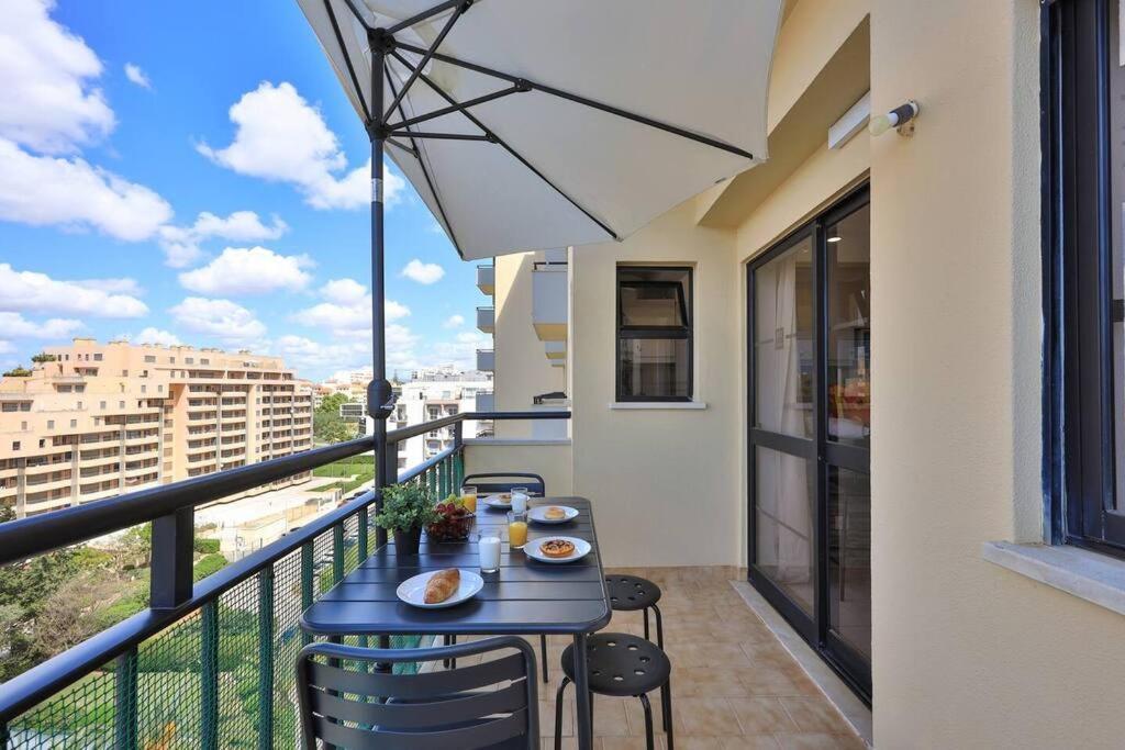 Seaside Serenity Apartment Portimão Dış mekan fotoğraf